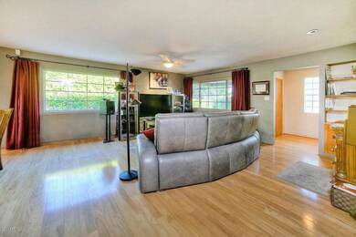 1248ECambridge-04