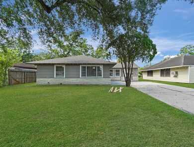 5142 Hull St, Houston, TX 77021 - photo 3
