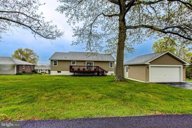 489 Macoby St, Pennsburg, PA 18073 - photo 6