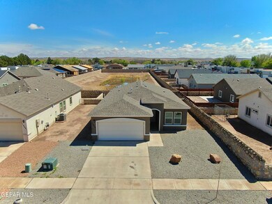 11972 Medalla St, Socorro, TX 79927 - photo 2