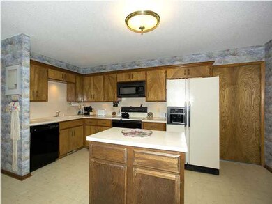 fully applianced kitchen