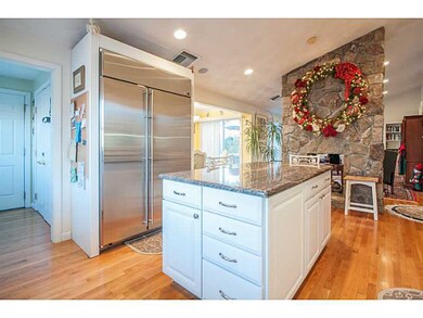 94 Greening Ln, Cranston, RI 02920 - photo 4