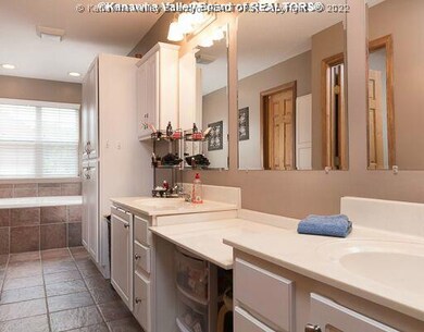 222 Frazier Way, Scott Depot, WV 25560 - photo 6