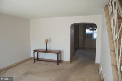 255 Westbrook Dr, Clifton Heights, PA 19018 - photo 3