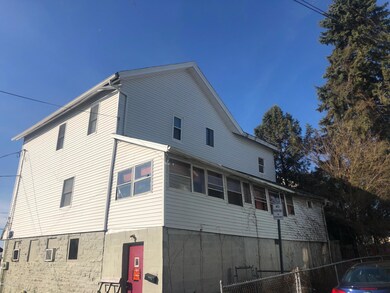 1902 Lafayette St, Scranton, PA 18504 - photo 2