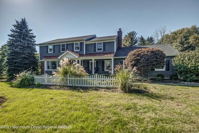 03_House Front-4