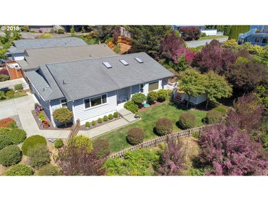 1498 Seacrest Ln, Brookings, OR 97415 - photo 2