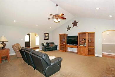 161 Barringer Dr, Statesville, NC 28625 - photo 7