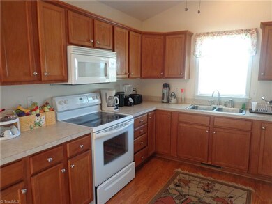 1426 Faith Meadows Ln, Asheboro, NC 27205 - photo 5