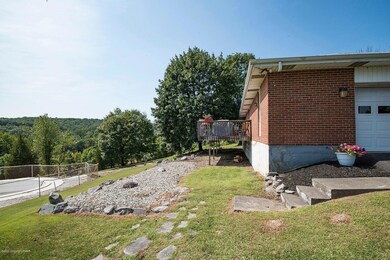 1719 Bonser Rd, Saylorsburg, PA 18353 - photo 6