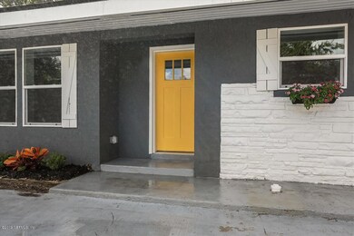 02-Entrance