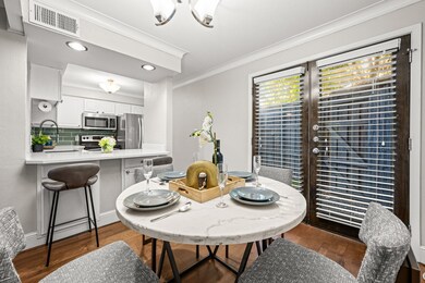 5934 Sandhurst Ln unit 109, Dallas, TX 75206 - photo 4