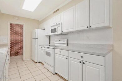 922 Brookmont Ave E, Jacksonville, FL 32211 - photo 7