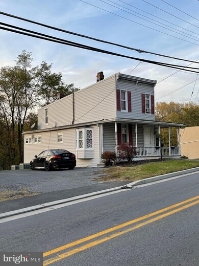 2208 Hammonds Ferry Rd, Halethorpe, MD 21227 - photo 2