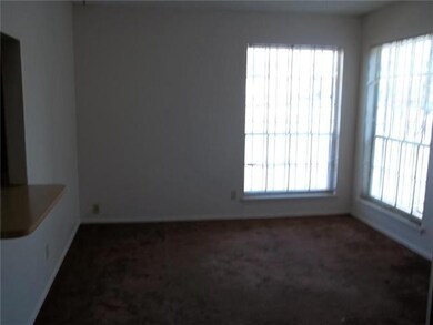 10720 Forest Ridge Ln, El Paso, TX 79935 - photo 3