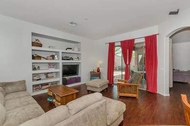 3128 W Sentinel Rock Road