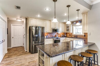 152 Harmony Cir, Weatherford, TX 76087 - photo 7