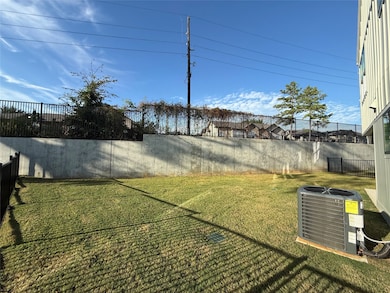 1941 Sawdust Rd unit 122, Spring, TX 77380 - photo 4