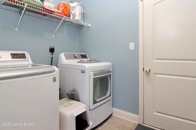 332 White Cliffs Ln, Frankfort, KY 40601 - photo 6