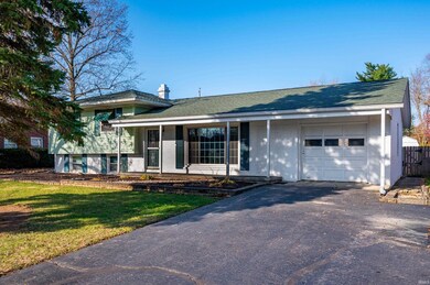 301 S Pasture Ln, Muncie, IN 47304 - photo 2