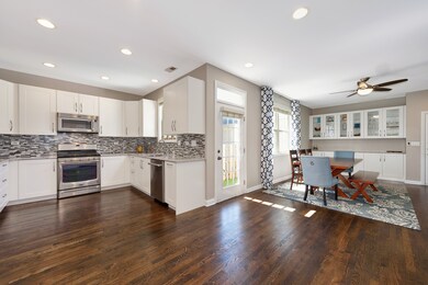 Dining/Kitchen
