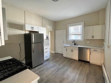 4 Loring Ave unit 2a, Salem, MA 01970 - photo 2