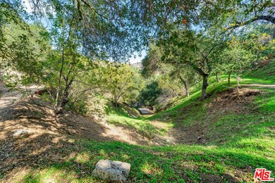 0 Comida Way unit 25616439, Topanga, CA 90290 - photo 5