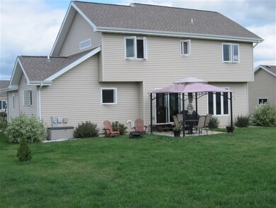 834 Ashworth Dr, Oregon, WI 53575 - photo 7