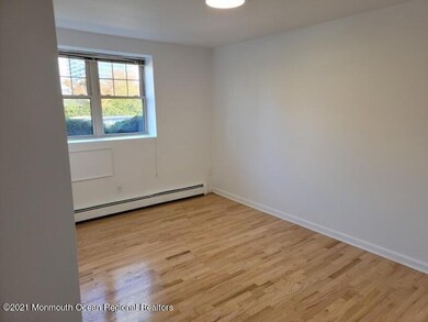 Apt X - pic 2 - For MLS