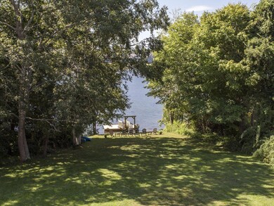 46 West St, Boothbay Harbor, ME 04538 - photo 3