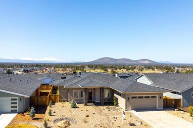 3467 SW 44th St, Redmond, OR 97756 - photo 3