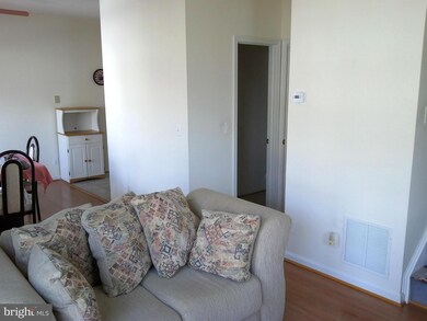 4970 Marshlake Ln, Dumfries, VA 22025 - photo 4