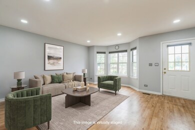 780 Trinity Ct, Carol Stream, IL 60188 - photo 2