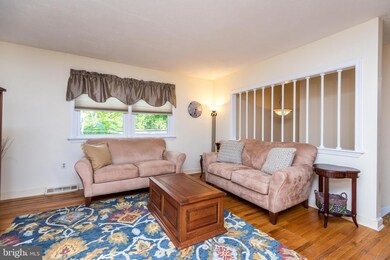 411 Edgewood Dr, Ambler, PA 19002 - photo 3