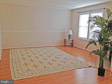 12893A Grays Pointe Rd unit 93A, Fairfax, VA 22033 - photo 5