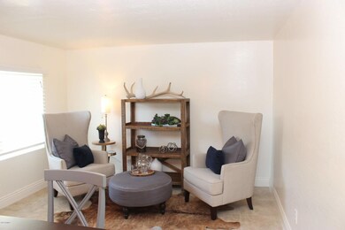 Dining Room (3)