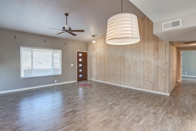 Wood - 2617 (6)