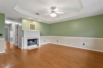 2095 Fox Hill Ln-4