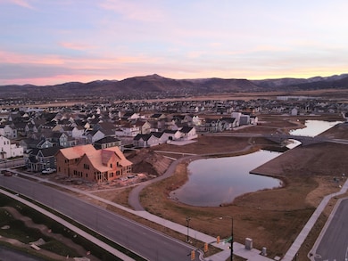 6803 S Jordan Pkwy W unit 252, South Jordan, UT 84009 - photo 4