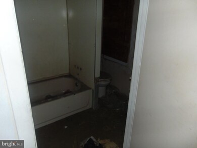 832 Haddon Ave, Camden, NJ 08103 - photo 6