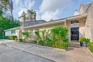 1816 S Gessner Rd, Houston, TX 77063 - photo 3