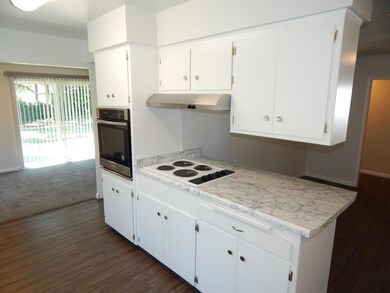 2700 Alfreda Way, Redding, CA 96002 - photo 7