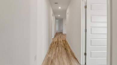 39_Bluebeech_Street_3_Entry