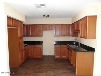 2129 N 48th Ln, Phoenix, AZ 85035 - photo 7