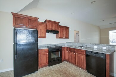 2301 Paula Cir-11