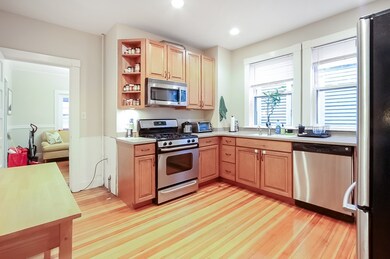 54 Pearl St unit 2, Cambridge, MA 02139 - photo 3