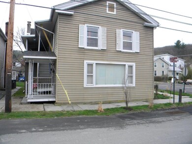 302 River St, Hawley, PA 18428 - photo 4