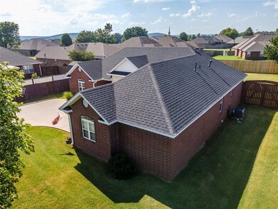 708 Herron St, Prairie Grove, AR 72753 - photo 4