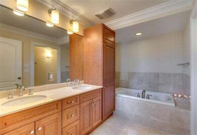 103 Stedman St, Brookline, MA 02446 - photo 7