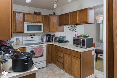 802 W 80th Ave Anchorage AK-large-008-Ki
